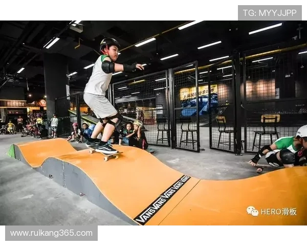 南京滑板队在全国滑板个人能力排行榜中荣获第六名展现出强劲实力与潜力